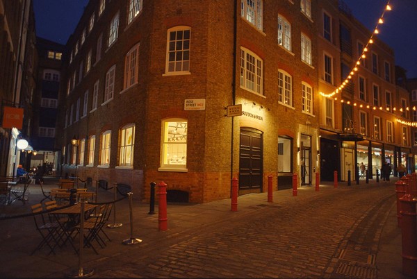 CONVERTED WITH PHOEBUS BY POST-FX