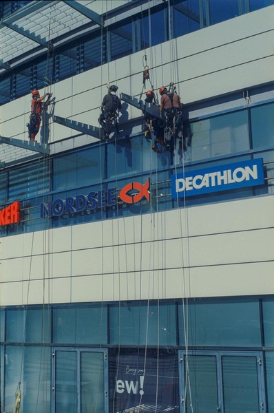 CONVERTED WITH PHOEBUS BY POST-FX