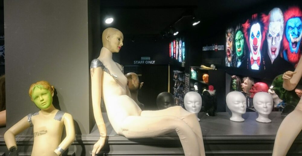 19.09.2016 bei maskworld.com in der Oranienburger Str., Berlin