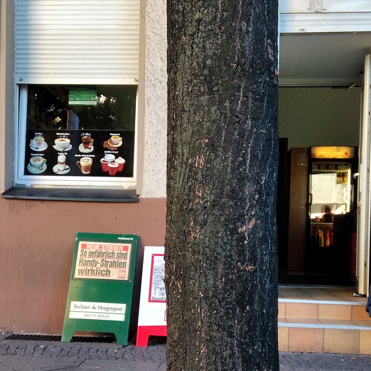 sO GefÄhRLIcH SiNd HAndy-StrAhLEn wiRkLicH sO GefÄhRLIcH SiNd HAndy-StrAhLEn wiRkLicH